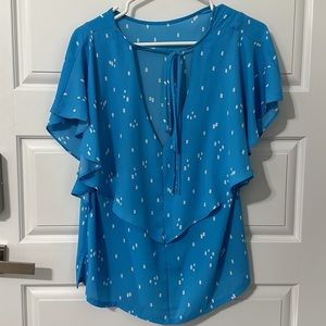 LOFT Blue Confetti Flutter Ruffle‎ Sleeve Blouse